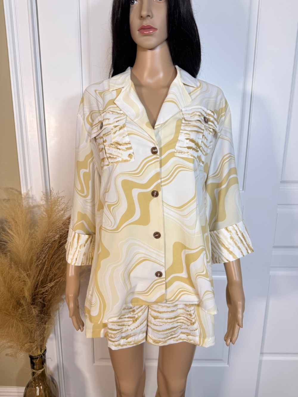 MUSTARD ANIMAL PRINT AND ABSTRACT COORD TWO PIECE SET SIZE LARGE - NWT - Picture 11 of 17